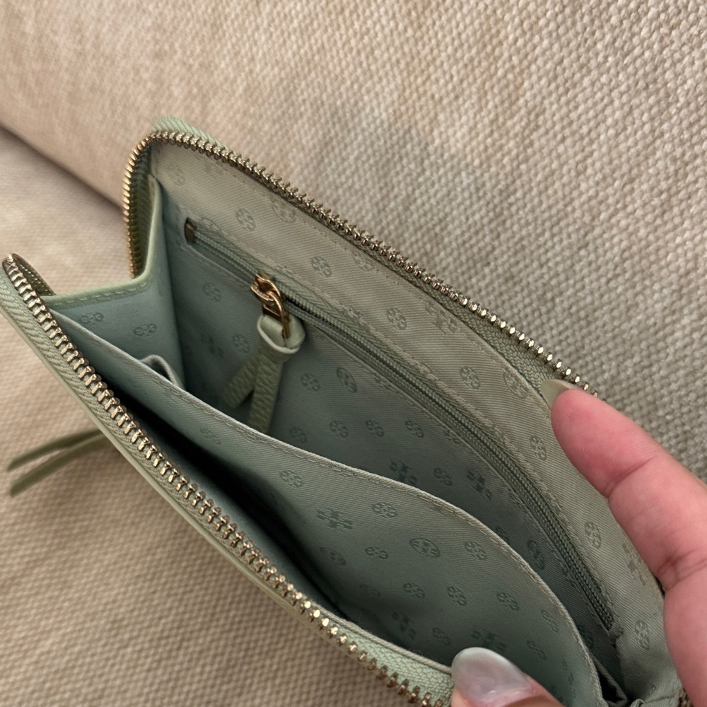 Tory Burch Sage Green Wristlet - Picture 3 of 3